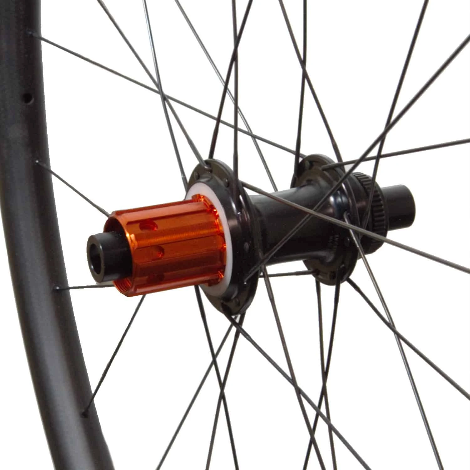 Dynamics G28 Carbon 28" Gravel-Laufradsatz 5 Dynamics G28 Carbon 28" Gravel-Laufradsatz – Bild 3