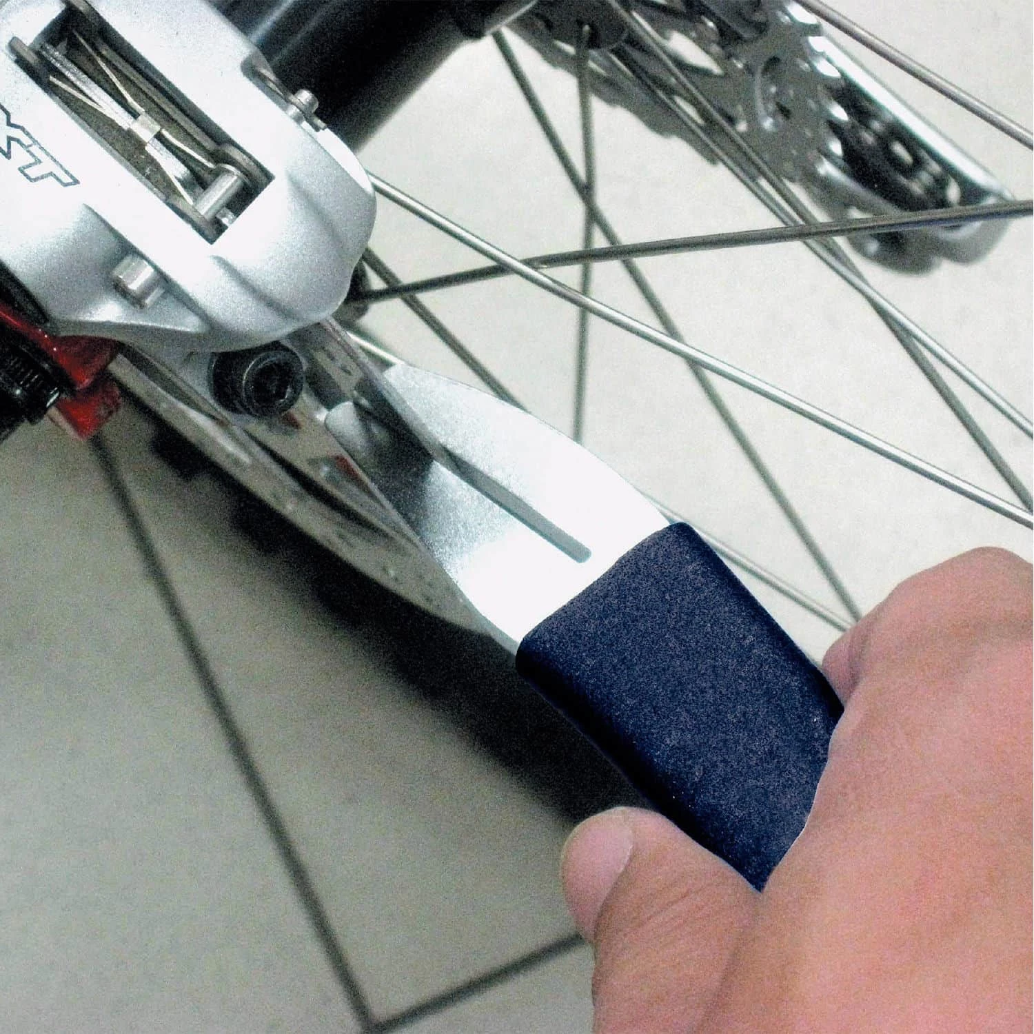 Fuxon Bremsscheiben-Richtwerkzeug 4 Fuxon Bremsscheiben-Richtwerkzeug – Bild 2