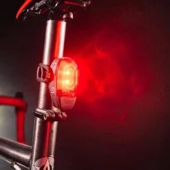 Lezyne KTV Pro Alert STVZO Akku-Rücklicht Mit Bremslichtfunktion -Scott Verkäufe lezyne ktv pro alert stvzo akku ruecklicht 2021 308641 d
