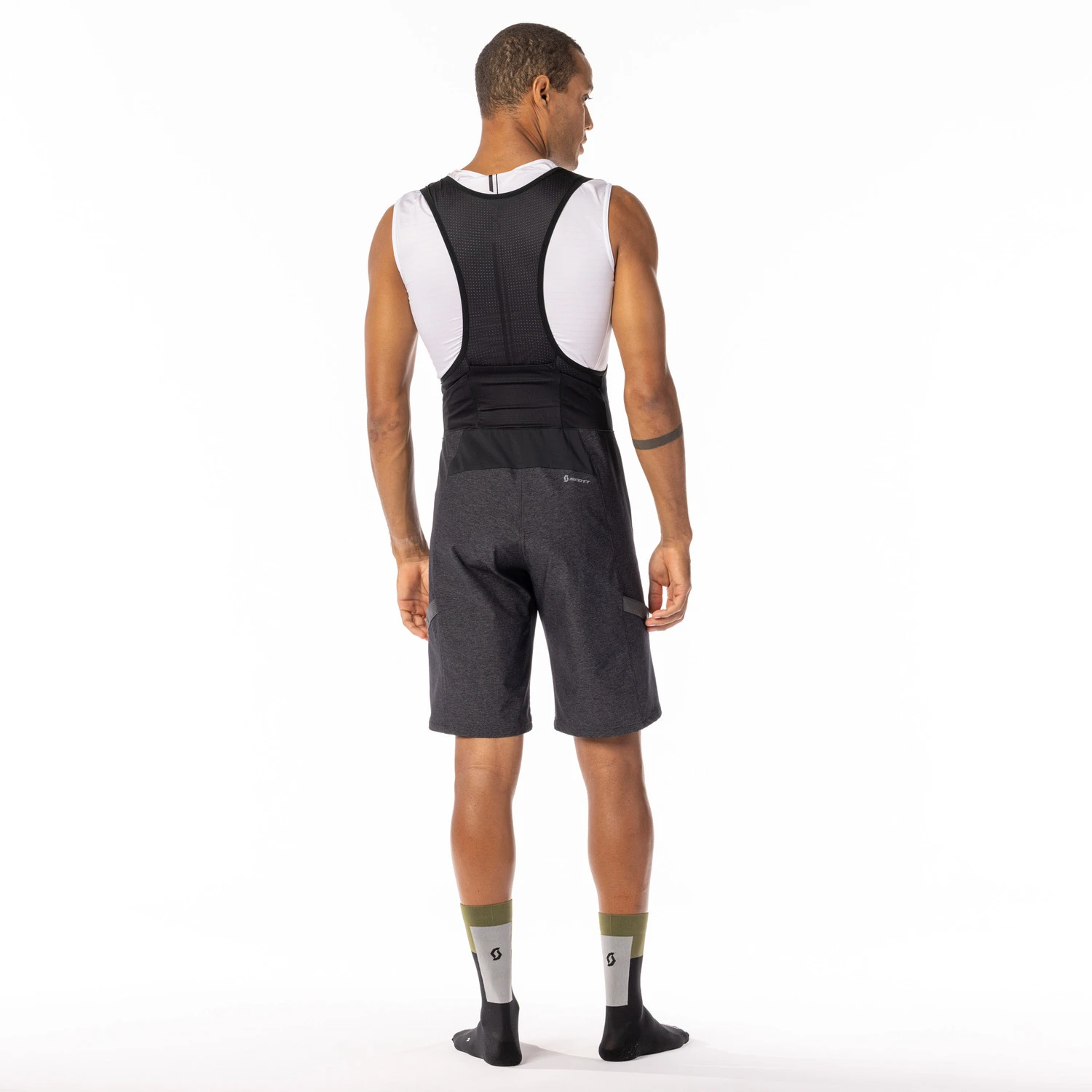 Scott Gravel Hybrid +++ Trägerhose Kurz Herren 6 Scott Gravel Hybrid +++ Trägerhose Kurz Herren – Bild 4